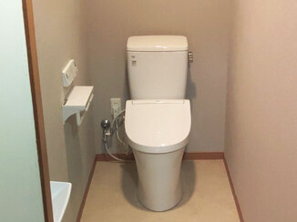 トイレリフォーム 見違えるようにきれいになった母屋のトイレ